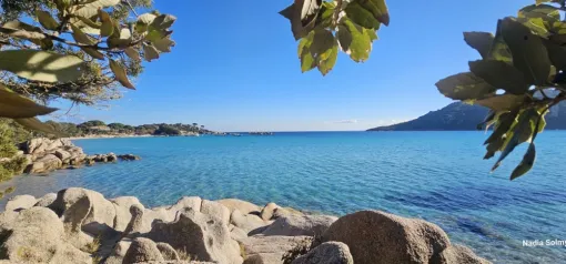 Santa Giulia Plage située à 7mn en voiture de nos locations