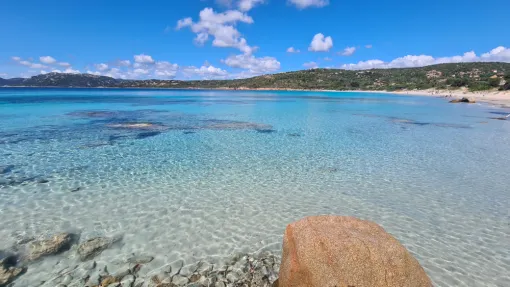 Acciaro Plage parking gratuit pour nos clients.