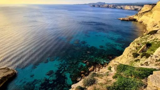 En louant aux locations Rocca Rossa, vous pourrez visiter la ville de Bonifacio, Porto-Vecchio, Locations Rocca Rossa Porto-Vecchio Corse