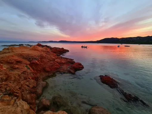 Vacances en Corse à Porto Vecchio à Rocca Rossa entre Palombaggia et Santa Giulia, Porto-Vecchio, Locations Rocca Rossa Porto-Vecchio Corse
