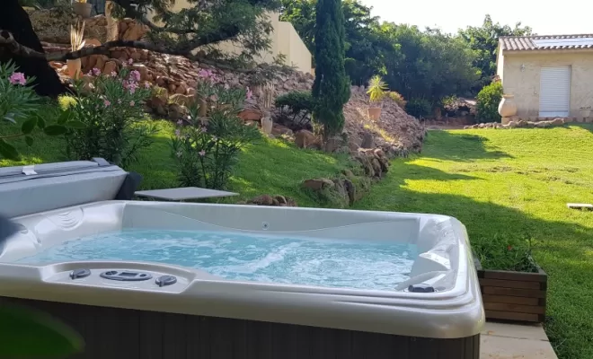 Jacuzzi gratuit sur rdv