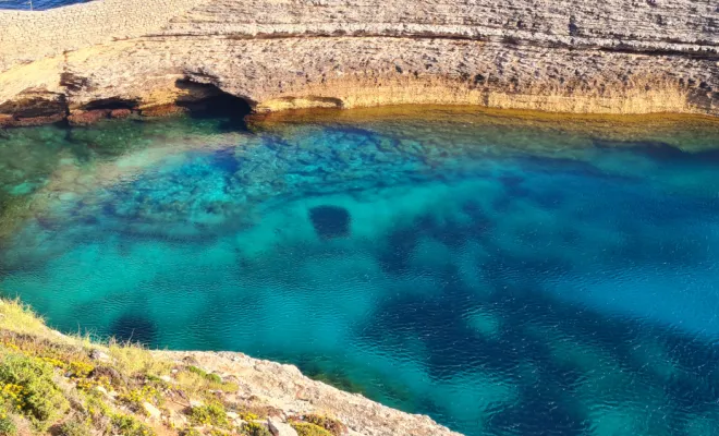 Bonifacio, phare de la Madonetta.